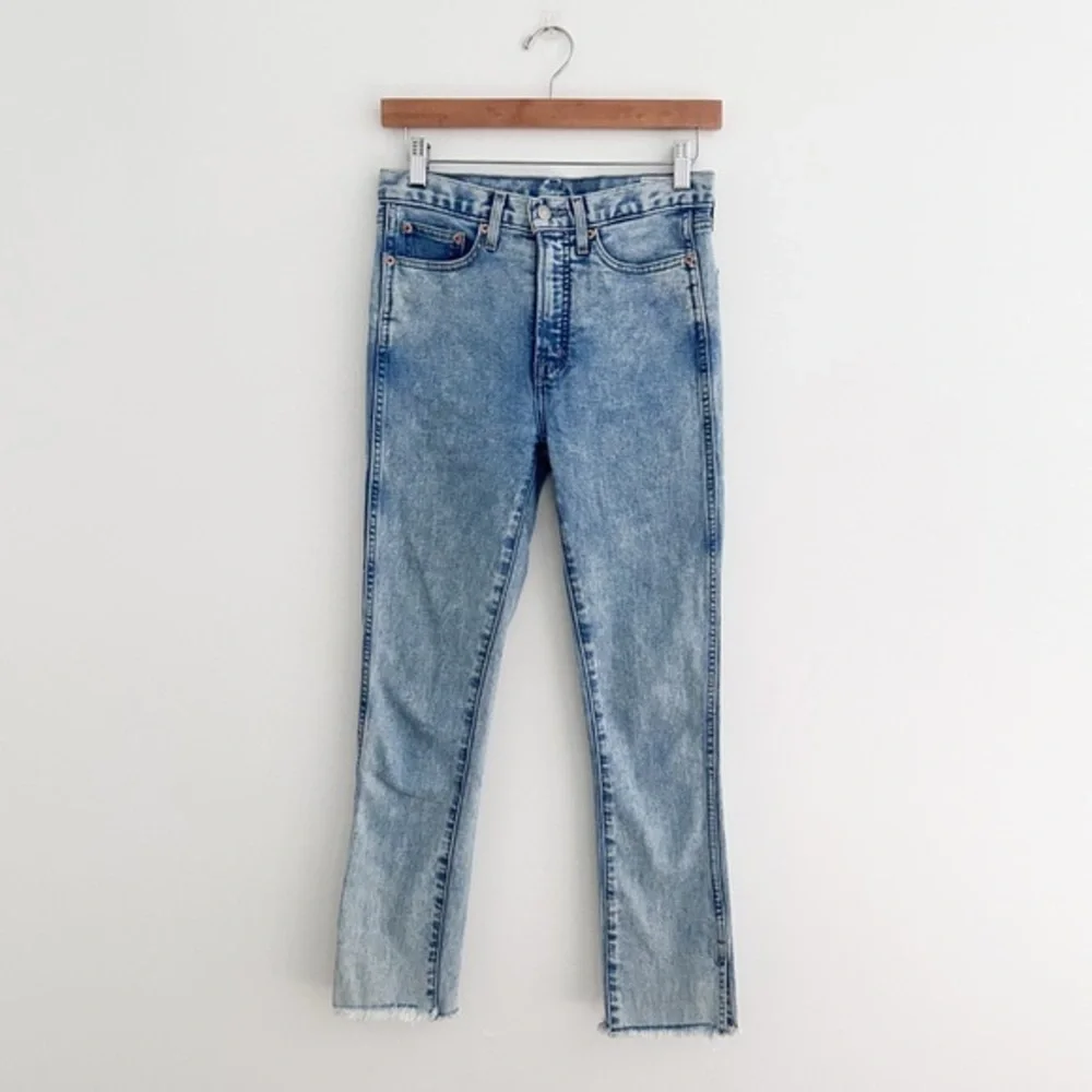 Gap Vintage Slim High Rise Light Wash Jeans Size 25 (0R)